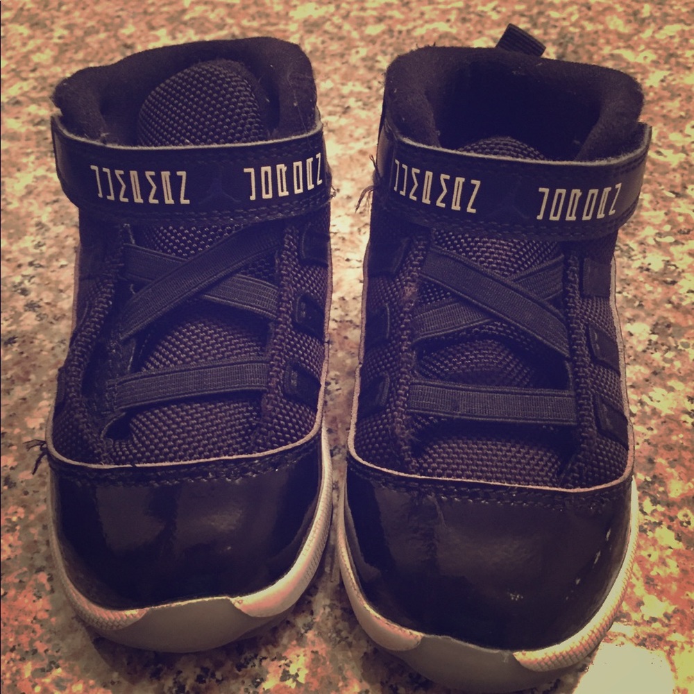 Toddler Jordan Retro 11 Black/white